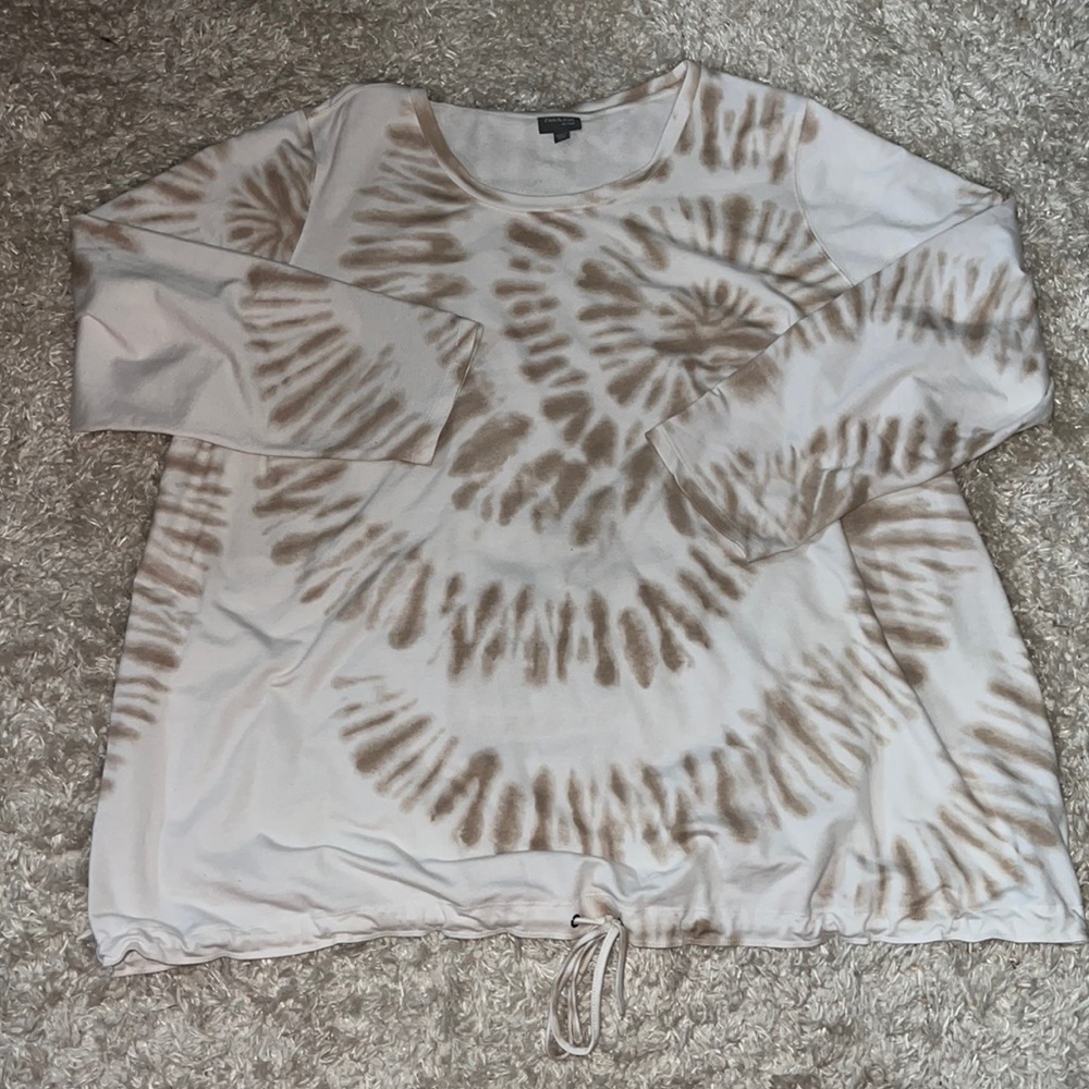 Zim & Zoe active sweatshirt size 30/32